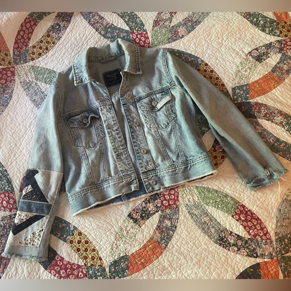 small patchwork jean jacket - Picture 4 of 6